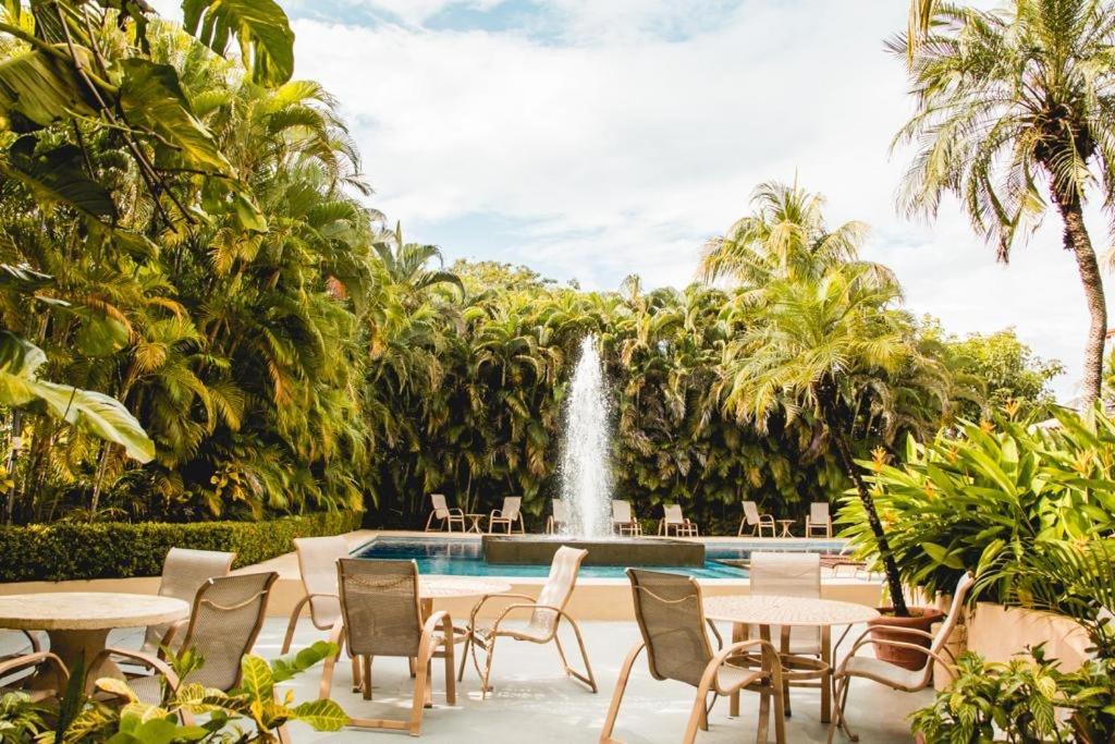 Hotel Coco Palms Playas del Coco Buitenkant foto