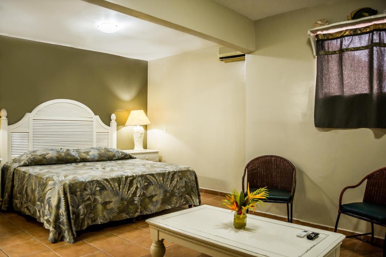Hotel Coco Palms Playas del Coco Buitenkant foto
